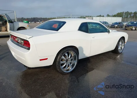 2014 Dodge Challenger Sxt z USA, uszkodzony, nr VIN 2C3CDYAG0EH149589